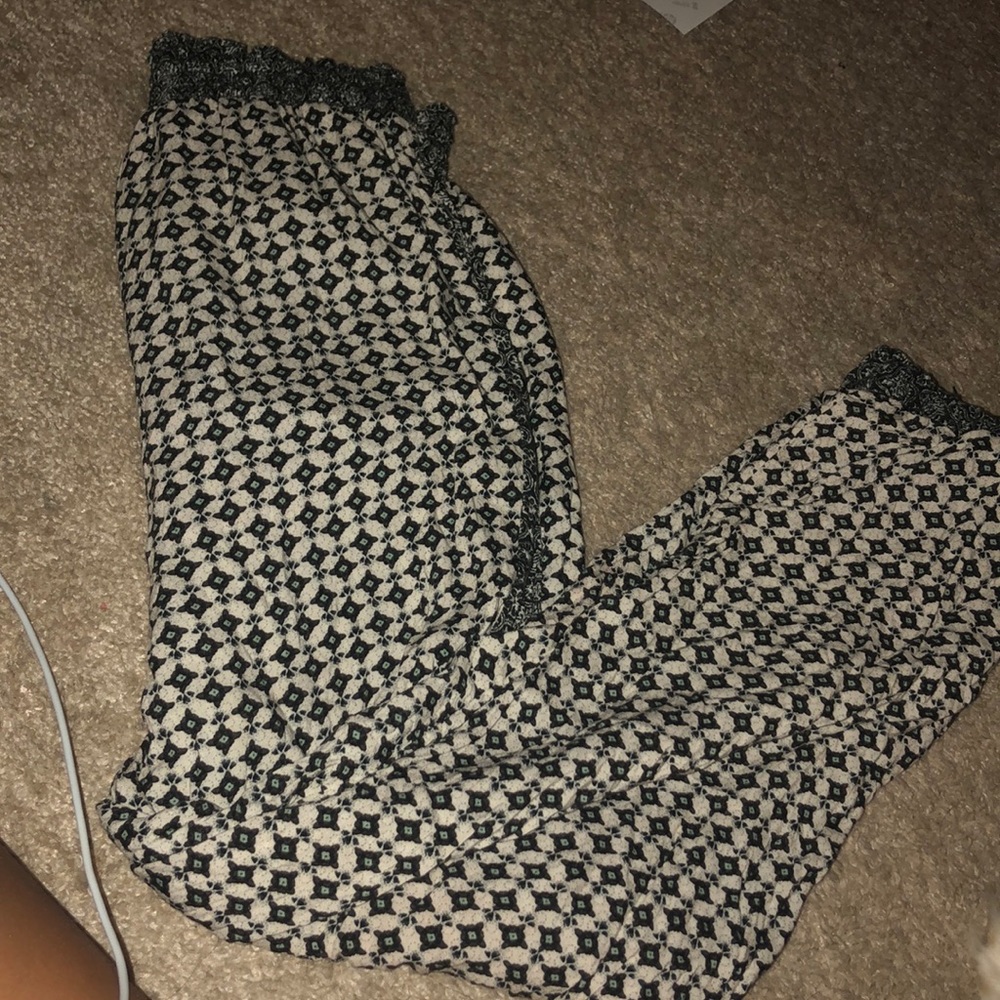 Joggers - Picture 3 of 4